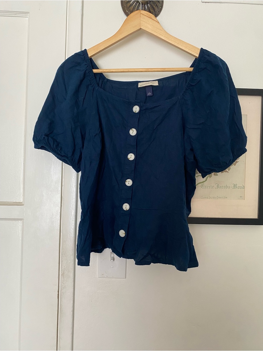 Universal thread top